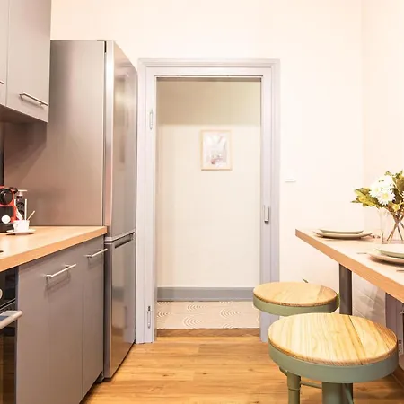 Apartment Spacieux - La Galerie - Gare Straßburg